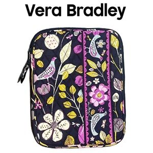 Vera Bradley e-reader sleeve in Floral Nightingale pattern.